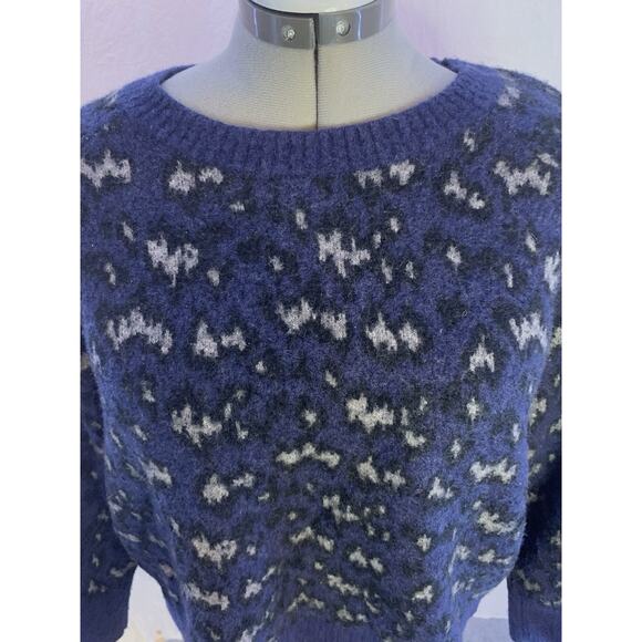 Athleta Hawthorn Sweater, Women's 2XL, Wool Blend Animal Print Pullover Blue - Picture 1 of 8
